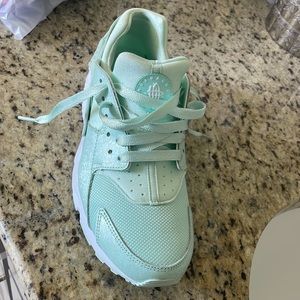 Nike Air Huarache Run Mint green